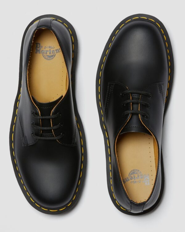 Noir — Smooth Leather